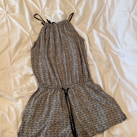 Old Navy Halter Romper - Picture 2 of 4